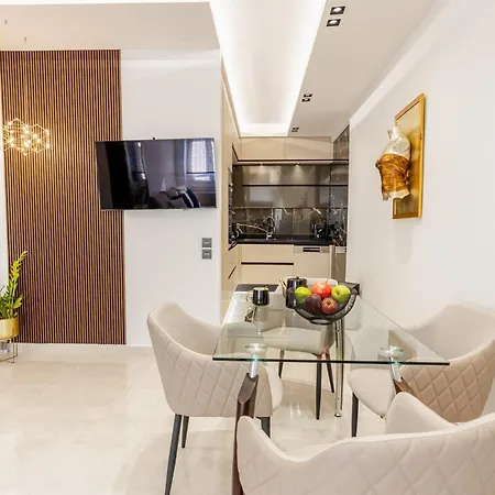 Vivian's Luxury